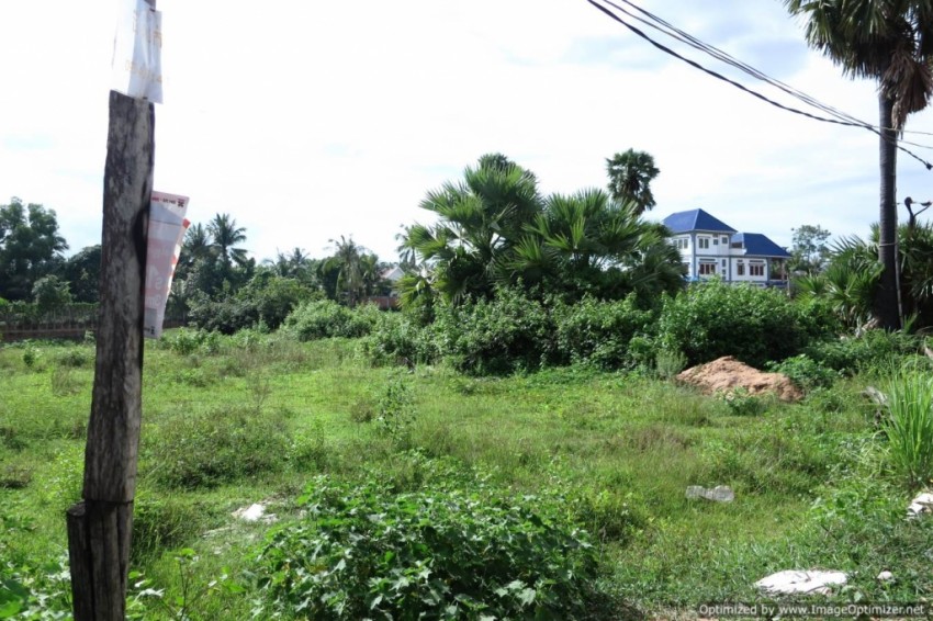 Land for sale in Chon Lung village