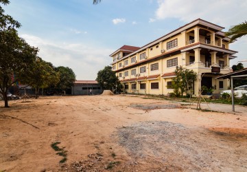 27 Rooms Hotel For Rent - Svay Dangkum, Siem Reap thumbnail