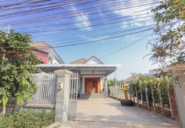 3 Bedroom Villa For Rent - Svay Dangkum, Siem Reap thumbnail