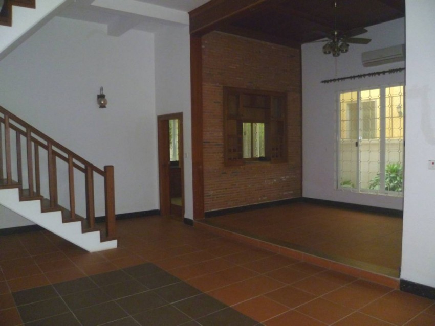 3 Bedroom Villa For Rent - Boeung Kak 2, Toul Kork, Phnom Penh