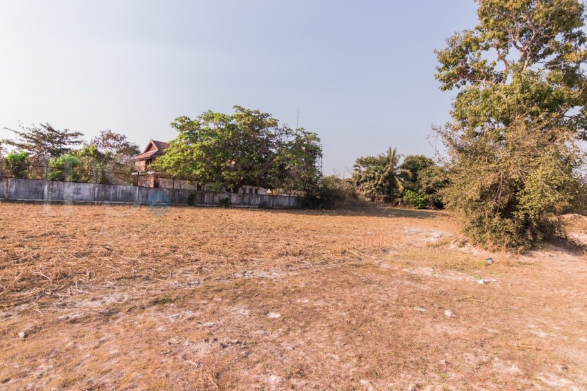 798 sq.m Land For Sale - Svay Dangkum, Siem Reap