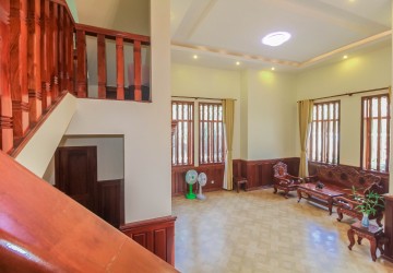 3 Bedroom Villa For Rent - Svay Dangkum, Siem Reap thumbnail