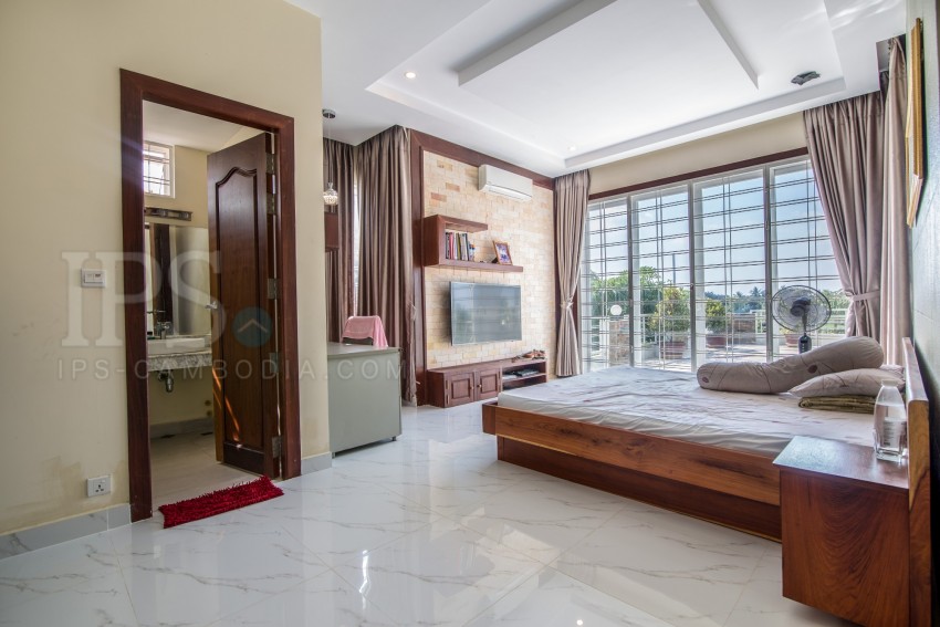 6 Bedroom Villa  For Rent - Preaek Aeng, Phnom Penh