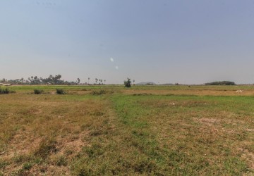 2,700 sq.m. Land For Sale - Svay Dangkum, Siem Reap thumbnail