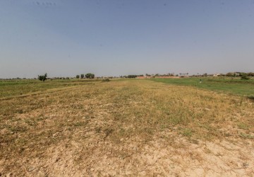 2,700 sq.m. Land For Sale - Svay Dangkum, Siem Reap thumbnail