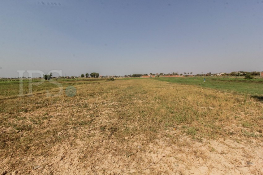 2,700 sq.m. Land For Sale - Svay Dangkum, Siem Reap