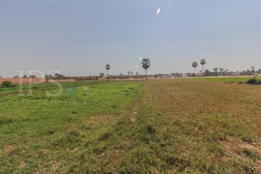 2,700 sq.m. Land For Sale - Svay Dangkum, Siem Reap