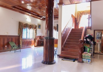 4 Bedroom Villa For Rent - Slor Kram, Siem Reap thumbnail