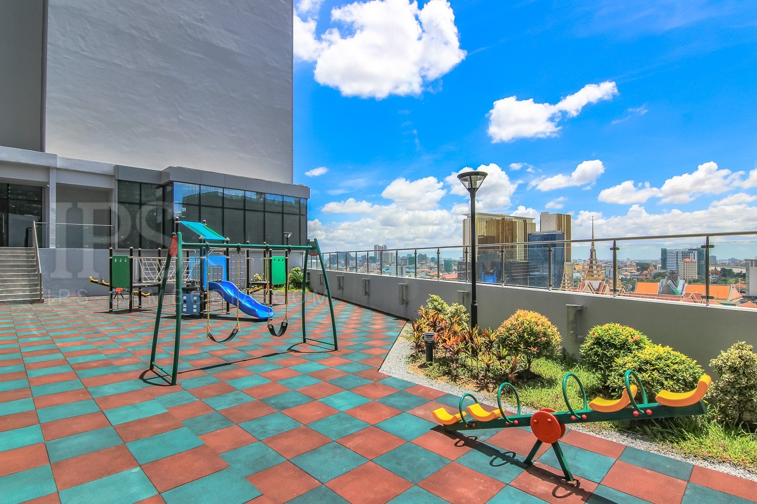Duplex 2 Bedroom Penthouse Condo For Rent - The Bridge, Tonle Bassac, Phnom Penh - Image 25