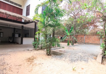 5 Room Shophouse For Rent - Svay Dangkum, Siem Reap thumbnail