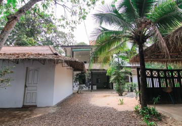 5 Room Shophouse For Rent - Svay Dangkum, Siem Reap thumbnail