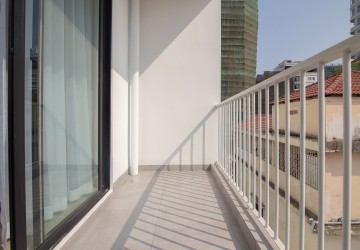 Studio Apartment For Rent - Tonle Bassac, Phnom Penh thumbnail