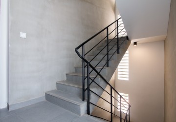 Studio Apartment For Rent - Tonle Bassac, Phnom Penh thumbnail