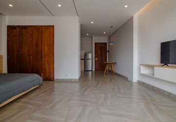 Studio Apartment For Rent - Tonle Bassac, Phnom Penh thumbnail