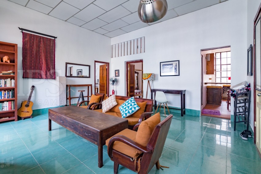 Renovated 2 Bedroom Apartment For Rent - Wat Phnom, Phnom Penh