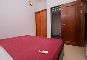 3 Bedroom Apartment  For Rent - Daun Penh, Phnom Penh thumbnail