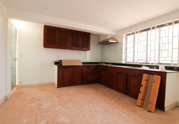6 Bedroom Flat For Rent - Slor Kram, Siem Reap thumbnail