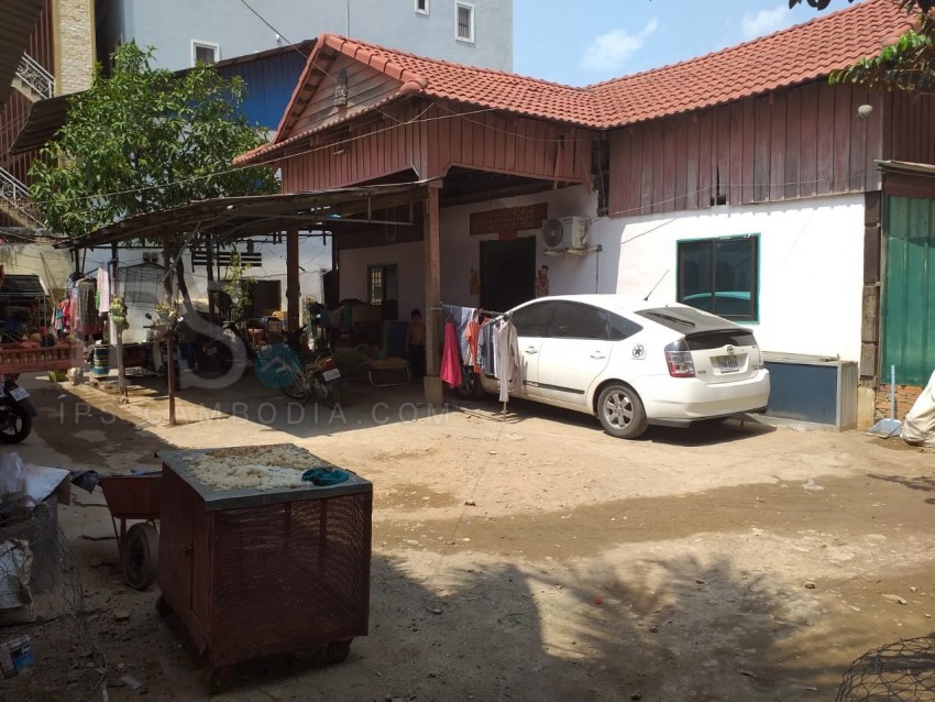 2,965 sq.m. Commercial Land For Sale - Boeung Trabek, Phnom Penh 