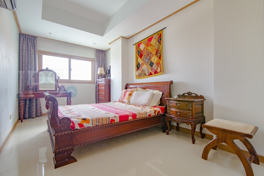2 Bedroom Condo For Rent- Toul Kok , Phnom Penh