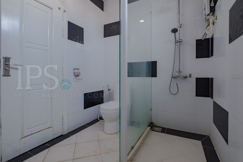 2 Bedrooms Apartment For Rent -Toul TomPong, Phnom Penh