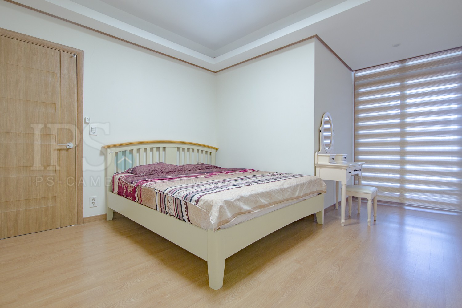 1 Bedroom Condo For Rent - De Castle Royal, Phnom Penh