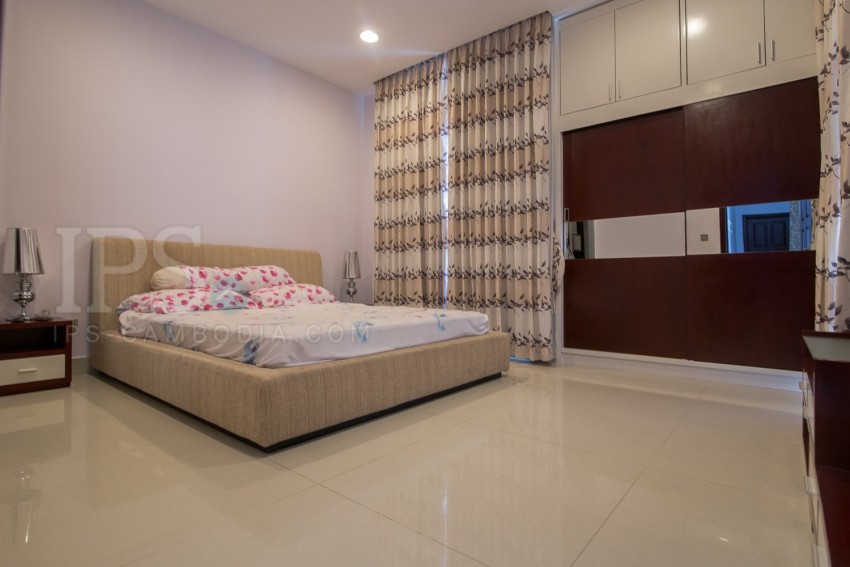 5 Bedroom Villa  For Rent - Tonle Bassac, Phnom Penh