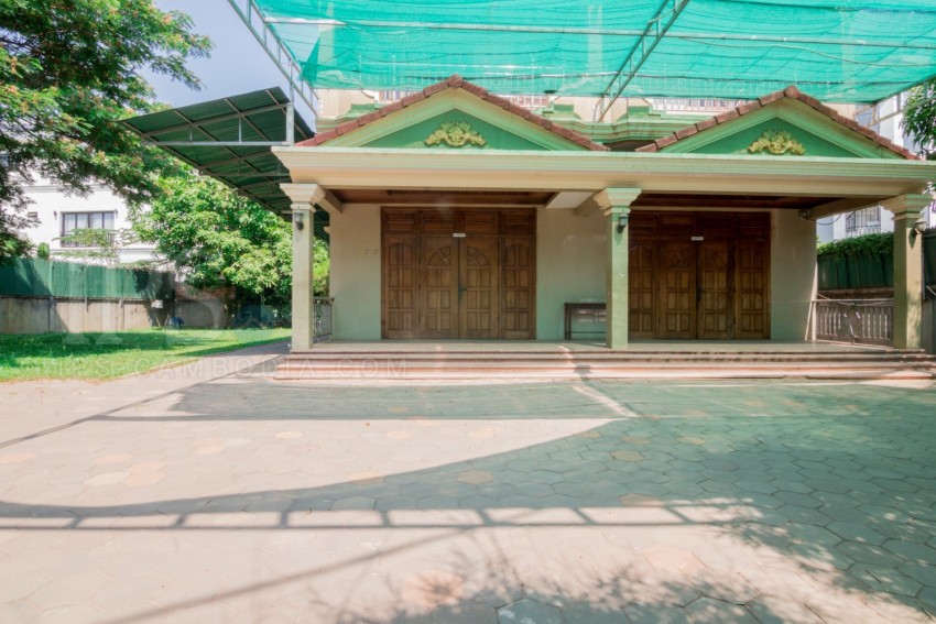 Villa 7 Bedroom  For Rent - Sala Kamreuk, Siem Reap