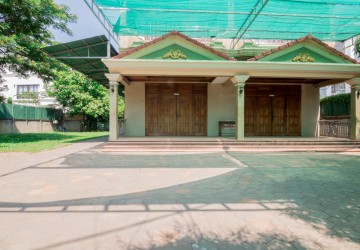 Villa 7 Bedroom  For Rent - Sala Kamreuk, Siem Reap thumbnail