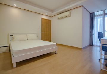 2 Bedrooms Apartment For Rent in De Castle Royal, Phnom Penh thumbnail