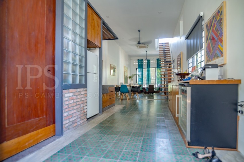 3 Bedrooms Apartment  For Sale - Chakto Mukh, Phnom Penh