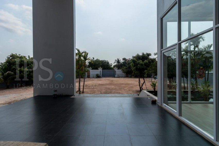 5 Bedroom Villa For Sale - Svay Thom, Siem Reap