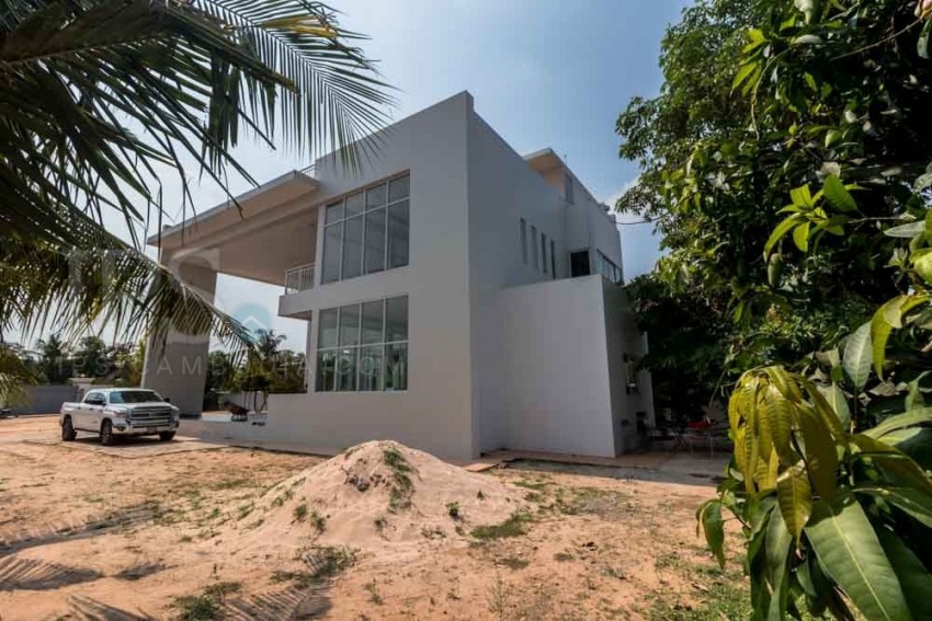 5 Bedroom Villa For Rent - Svay Thom, Siem Reap
