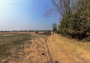 2000 sq.m Land For Sale - Sambour,Siem Reap thumbnail