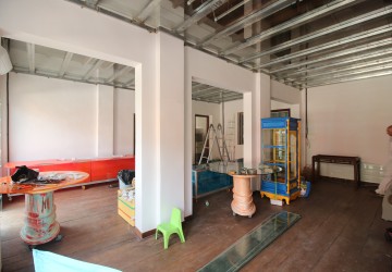 1 Room Shophouse  For Sale - Old MarketPub Street, Siem Reap thumbnail