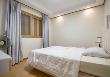 20th Floor 2 Bedrooms Condo For Sale - De Castle Royal, Phnom Penh thumbnail