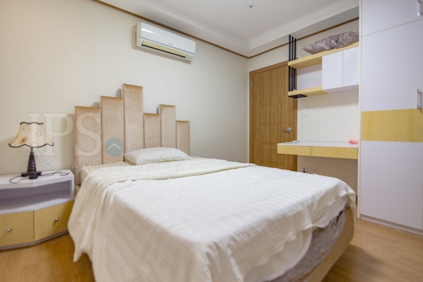 2 Bedrooms Condo For Sale - De Castle Royal, Phnom Penh