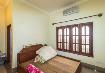 3 Bedroom Villa For Sale - Svay Dangkum, Siem Reap thumbnail