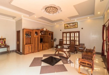 3 Bedroom Villa For Sale - Svay Dangkum, Siem Reap thumbnail