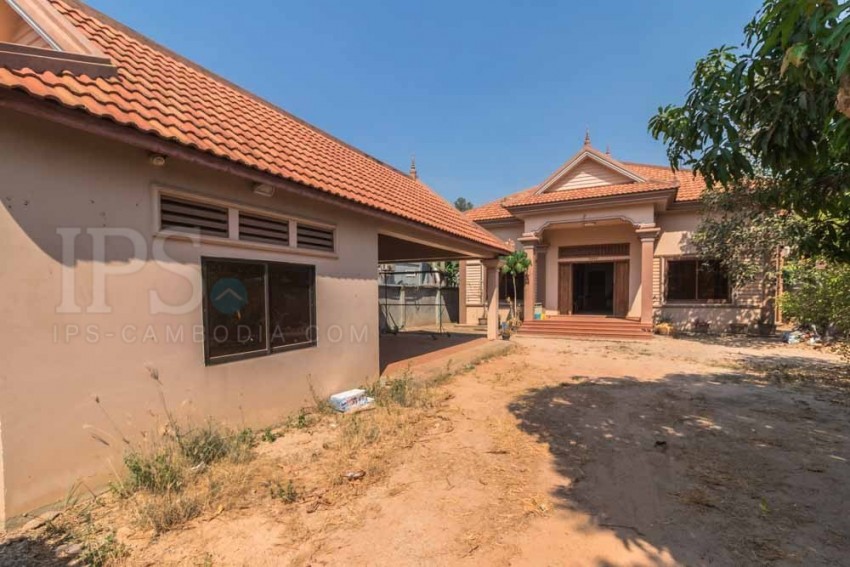 3 Bedroom Villa For Sale - Svay Dangkum, Siem Reap