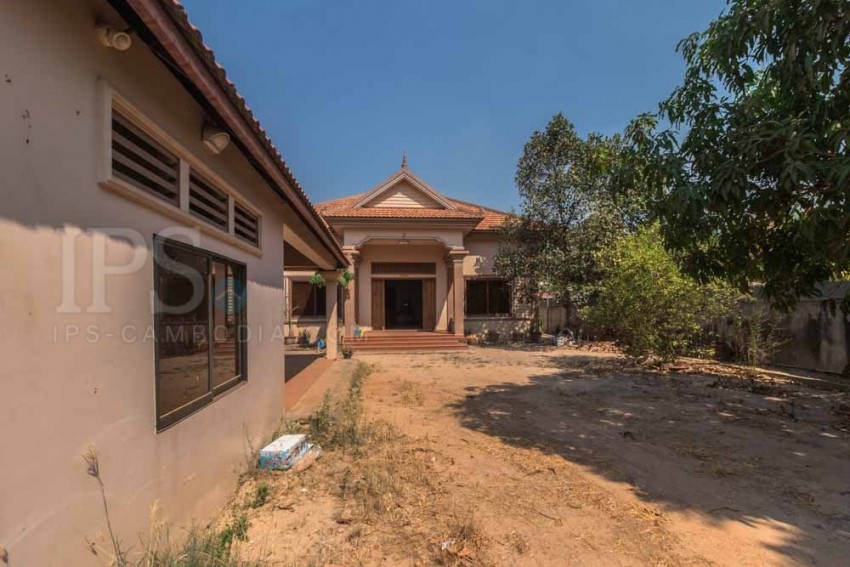 3 Bedroom Villa For Sale - Svay Dangkum, Siem Reap