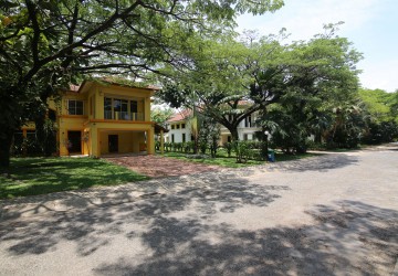 4 Bedroom Villa For Rent , Northbridge Community, Phnom Penh thumbnail