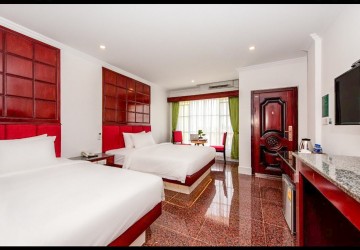 15 Room Guesthouse For Sale - Svay Dangkum, Siem Reap thumbnail