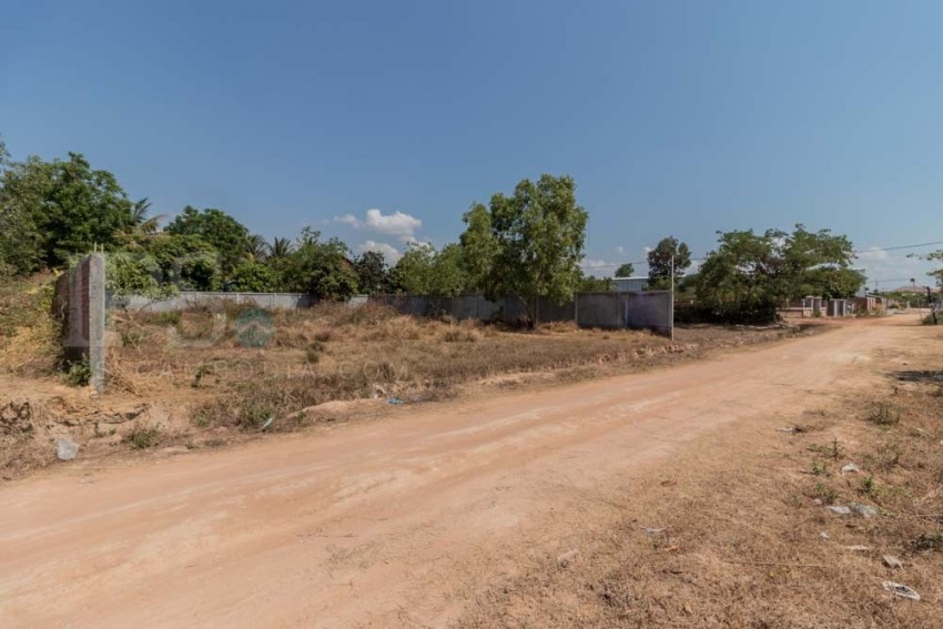 840 sq.m. Land For Sale - Svay Dangkum, Siem Reap