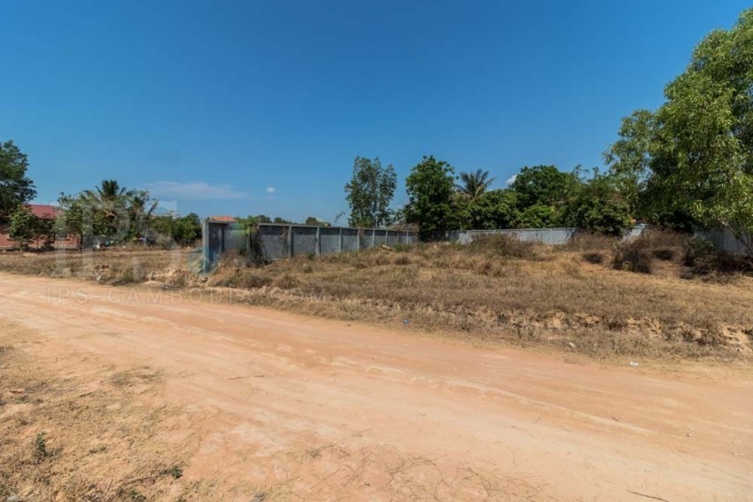 840 sq.m. Land For Sale - Svay Dangkum, Siem Reap