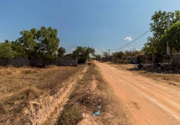 840 sq.m. Land For Sale - Svay Dangkum, Siem Reap thumbnail