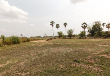 2,500 sq.m. Land For Sale - Sra Ngae, Siem Reap thumbnail