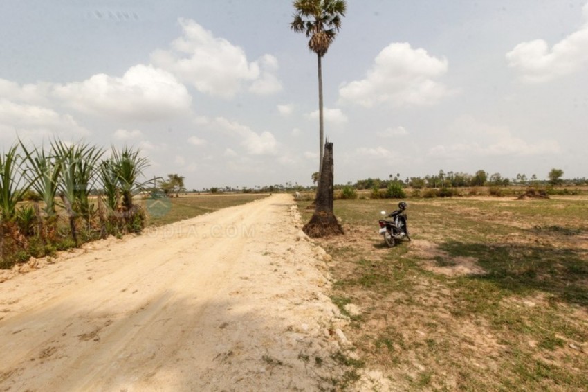 2,500 sq.m. Land For Sale - Sra Ngae, Siem Reap