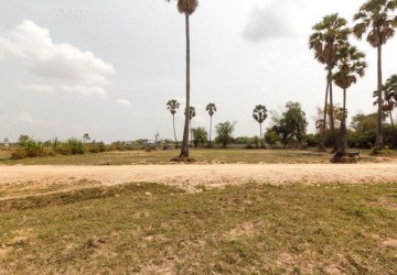 2,500 sq.m. Land For Sale - Sra Ngae, Siem Reap thumbnail