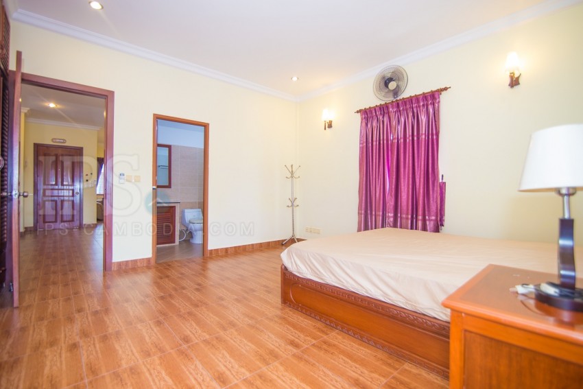 2 Bedroom Serviced Apartment For Rent - Phsar Chas, Phnom Penh