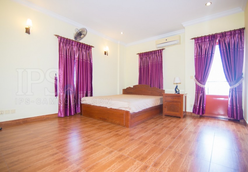 2 Bedroom Serviced Apartment For Rent - Phsar Chas, Phnom Penh